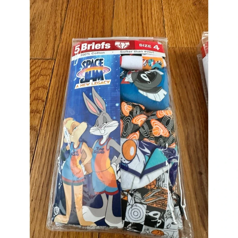 New‎ bundle 2 Boy's Star Wars The Mandalorian Briefs/Underwear & space jam sz 4